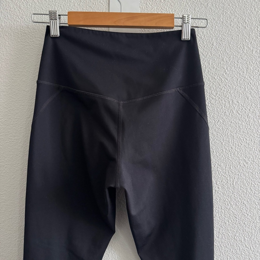 Girlfriend Collective Black Leggings Four Way Stretch Activewear Minimal Gym - Picture 7 of 11